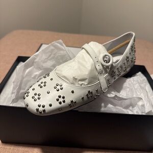 Larroude Ballet Flats